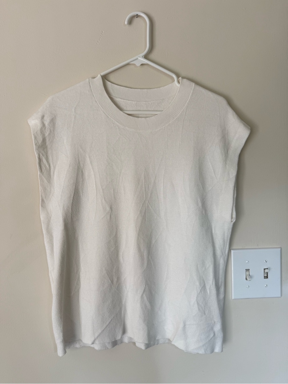 Amazon Women's Short Sleeve Tee in White
